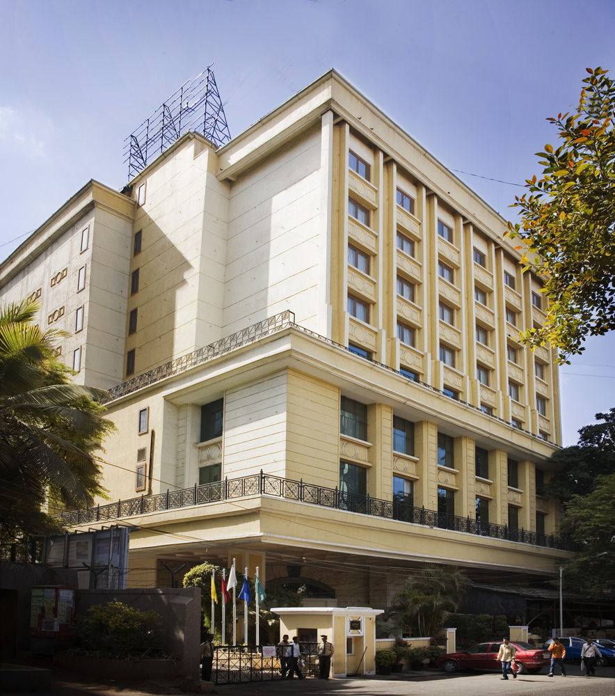 Country holidays Inn and suites Mumbai
