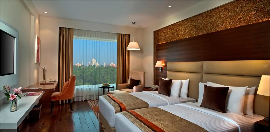 Grand Mercure Agra — property photograph 1