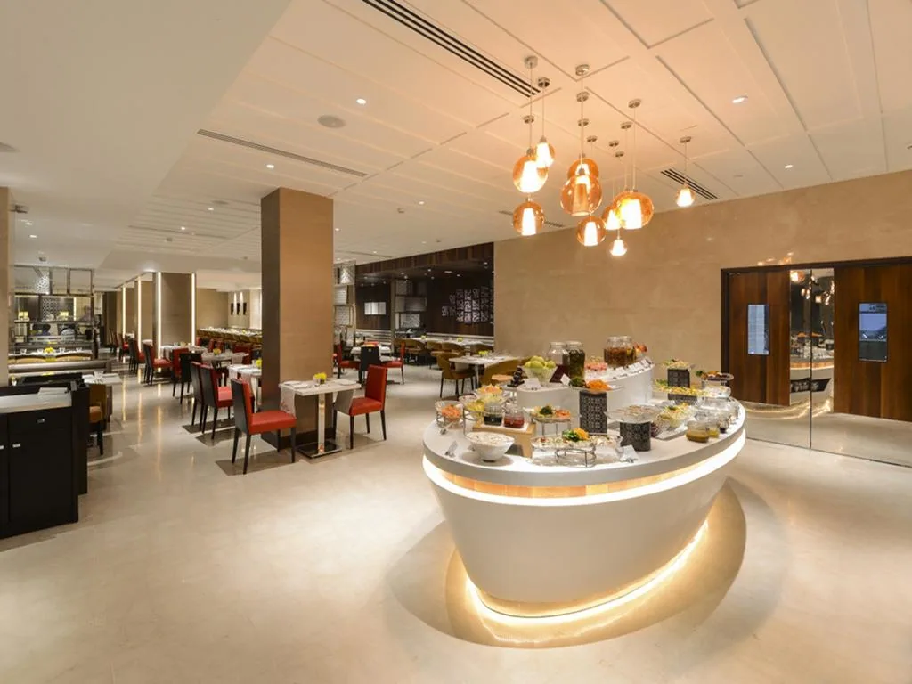 Grand Mercure Agra — property photograph 3