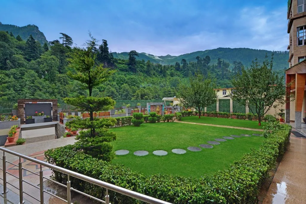 The Manali Inn — property photograph 1