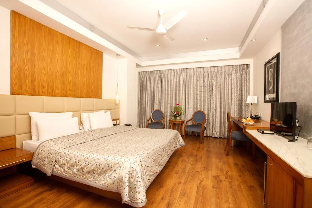 Hotel Southern Star Mysore — property photograph 1