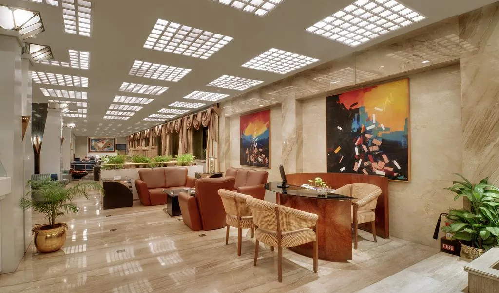 Kohinoor Continental Mumbai — property photograph 1