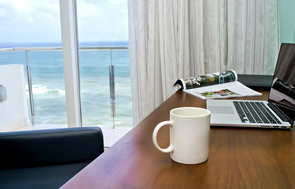 Ocean Edge Suites & Hotel Colombo — property photograph 5