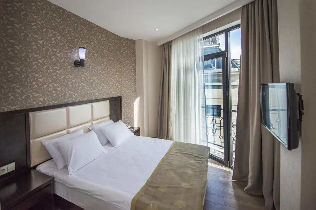 Tbilisi Inn — property photograph 3