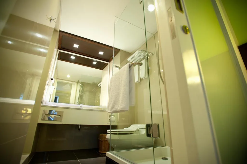 Prime Plaza Hotel Sanur Bali — property photograph 2