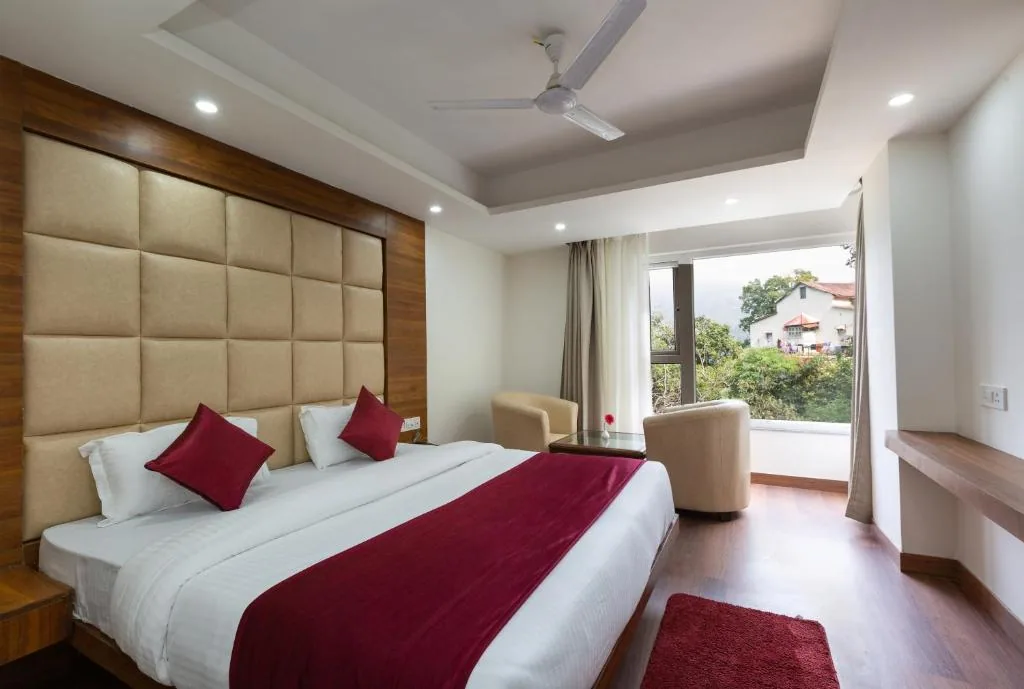 Hotel Wild Wood Mussoorie — property photograph 1