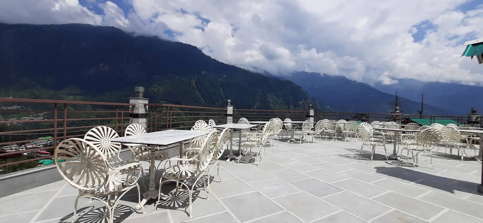 The Xanadu By Mastiff Manali — property photograph 1