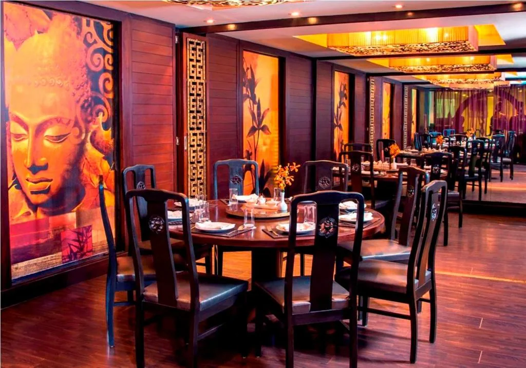 Radisson Blu Kochi — property photograph 1