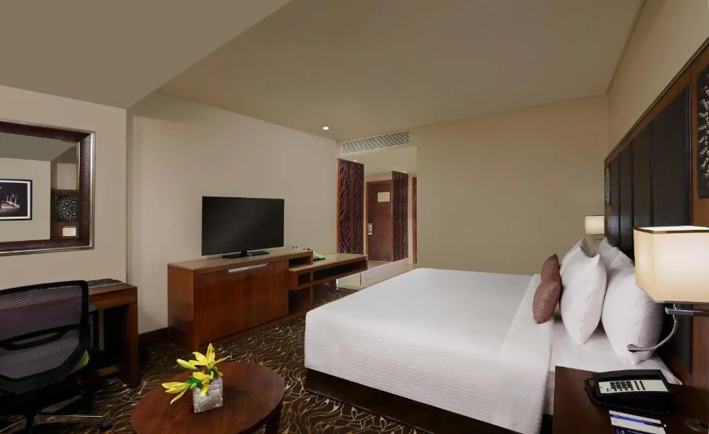 Novotel Kochi Infopark — property photograph 1