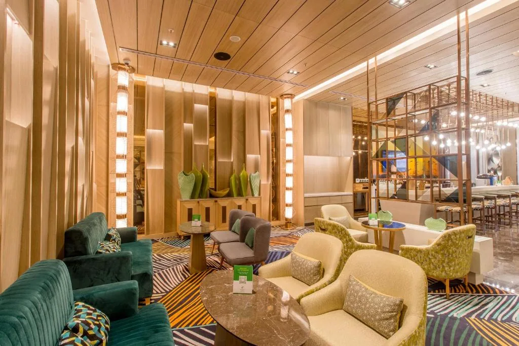 Holiday Inn Chandigarh Zirakpur — property photograph 2