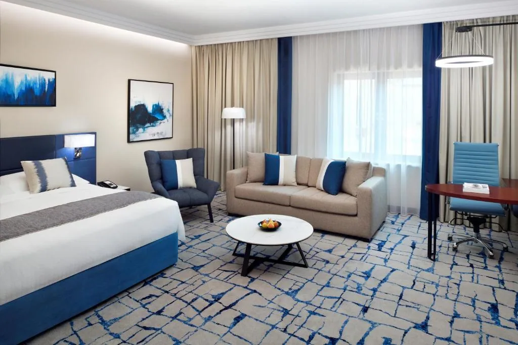 Movenpick Hotel & Apartments Bur Dubai — property photograph 4