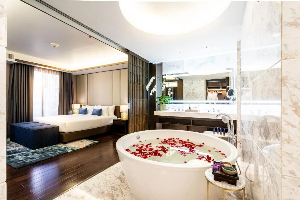 Divalux Resort & Spa Bangkok — property photograph 1