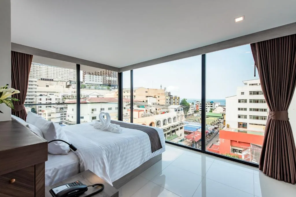 Blackwoods Hotel Pattaya — property photograph 4