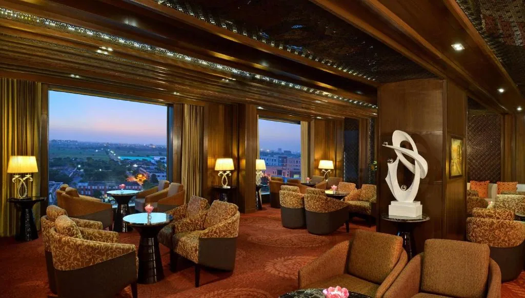 Radisson Blu Jaipur — property photograph 1