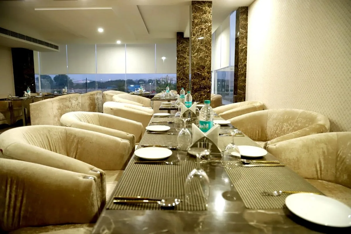Country Inn Hotels & Resorts Vrindavan — property photograph 1
