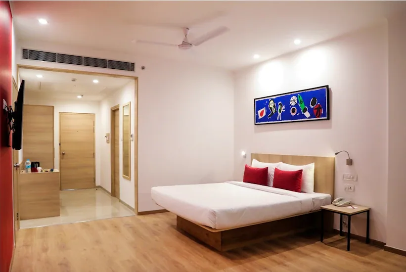 Red Fox Hotel Dehradun — property photograph 2