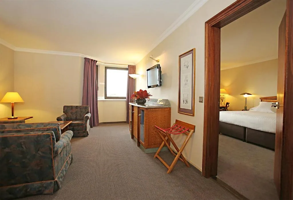 Millennium Hotel Paris Charles De Gaulle — property photograph 2