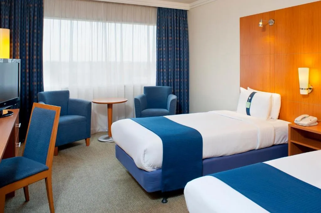 Holiday Inn London Heathrow M4, Jct. 4 — property photograph 4