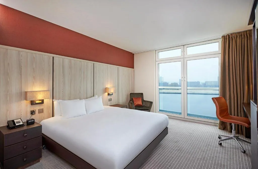 DoubleTree by Hilton London ExCeL — property photograph 3