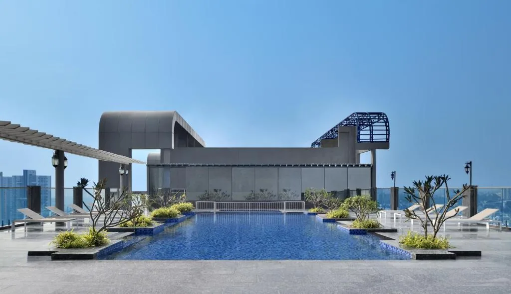 Le Meridien Hyderabad — property photograph 2