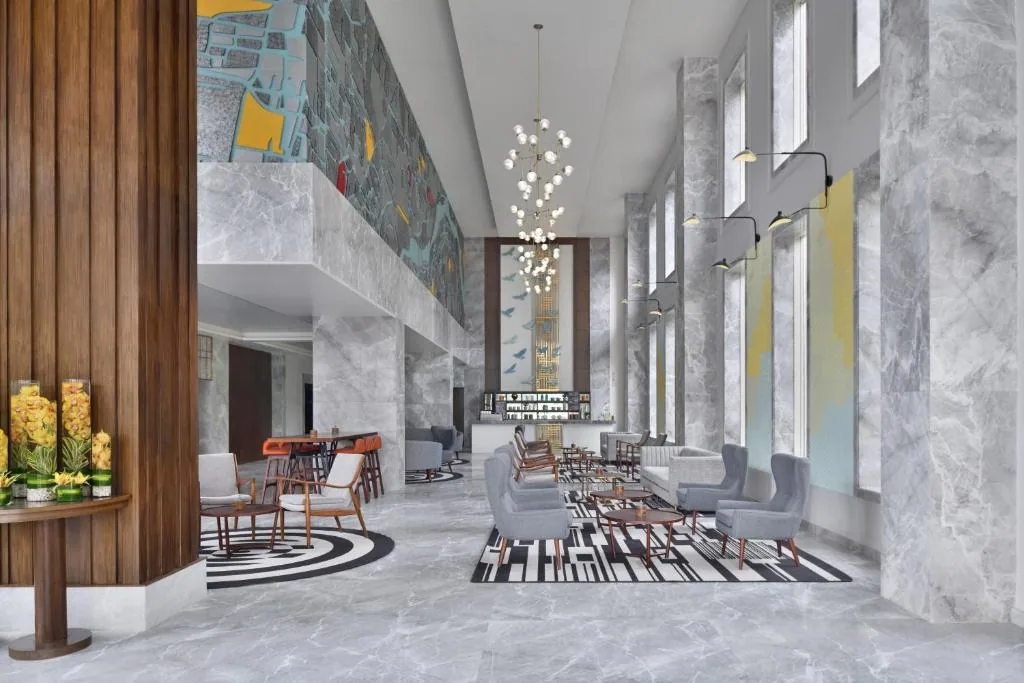 Le Meridien Hyderabad — property photograph 1