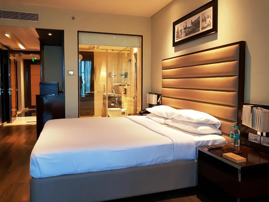 Vivanta Hyderabad — property photograph 3