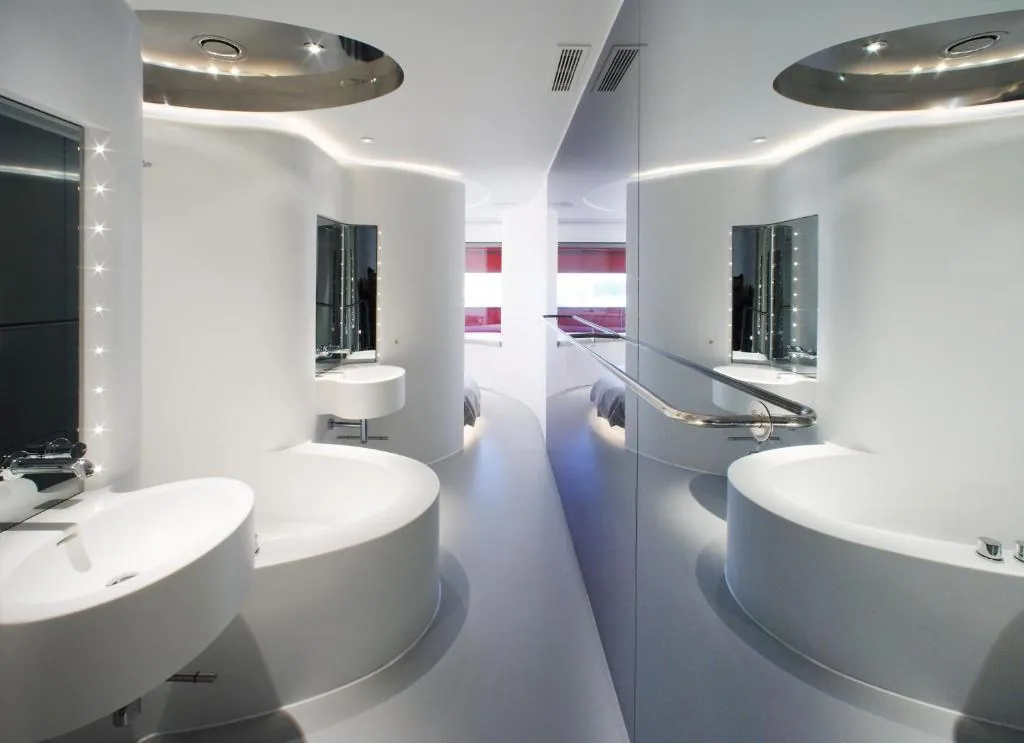 Hotel Puerta America Madrid — property photograph 2