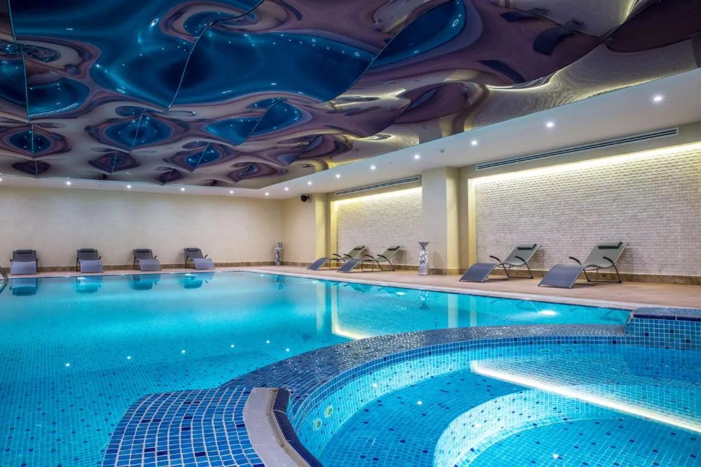 Park Inn by Radisson Istanbul Ataturk Airport — property photograph 1