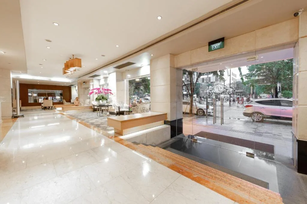 Palace Hotel Saigon Vietnam — property photograph 1
