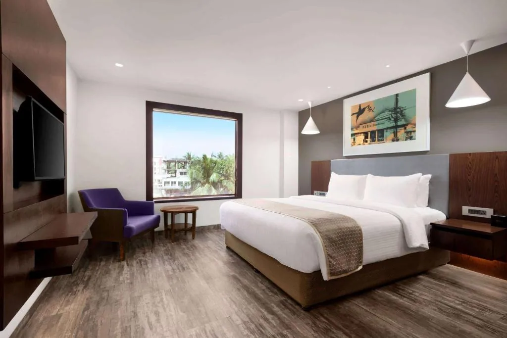 Howard Johnson by Wyndham Kolkata — property photograph 1