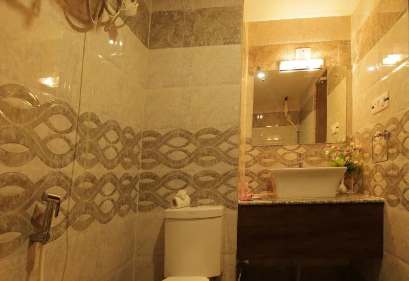 Hotel Balaji International Puri — property photograph 2