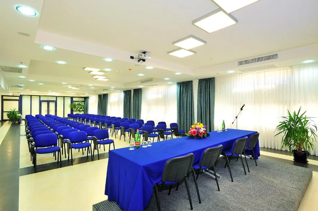 Best Western Blu Hotel Roma — property photograph 3