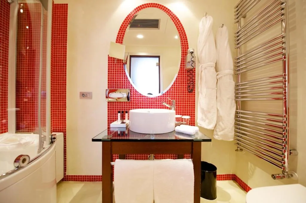 Hotel La Griffe Roma Italy — property photograph 2