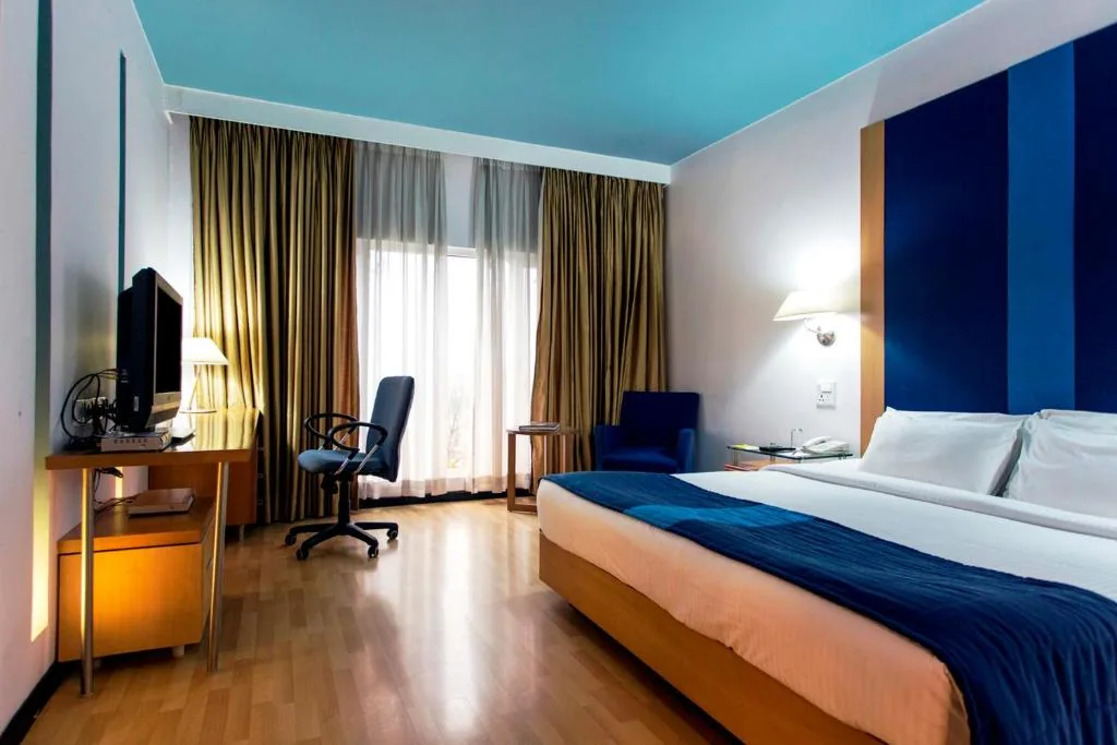 Hotel Royal Orchid Bangalore — property photograph 3