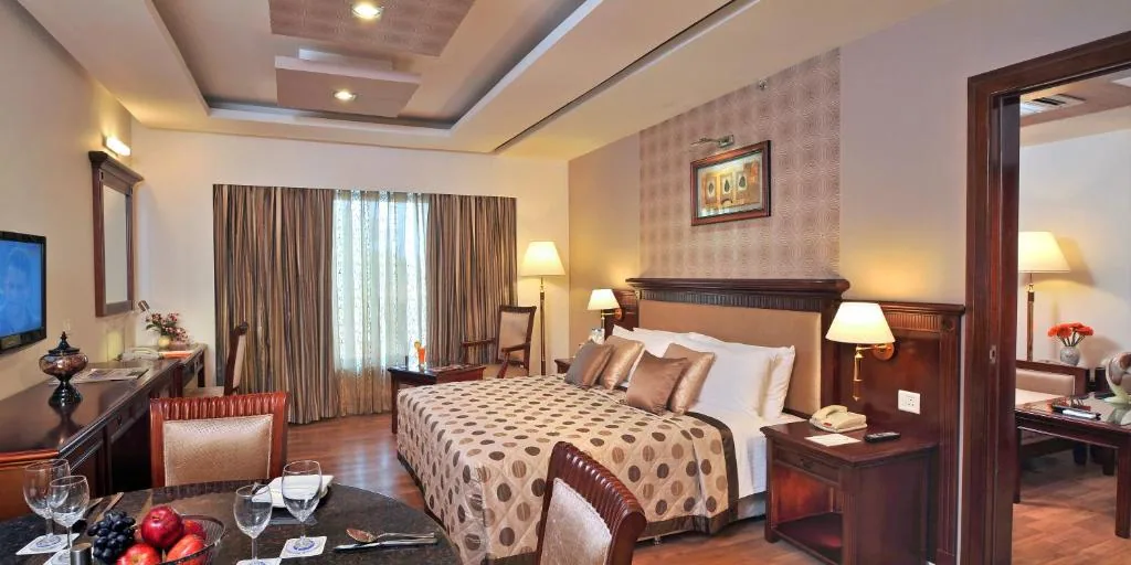 Fortune JP Palace Mysore — property photograph 1