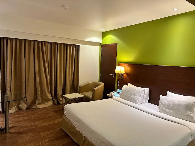 Ramee Grand Hotel and Spa, Pune — property photograph 2