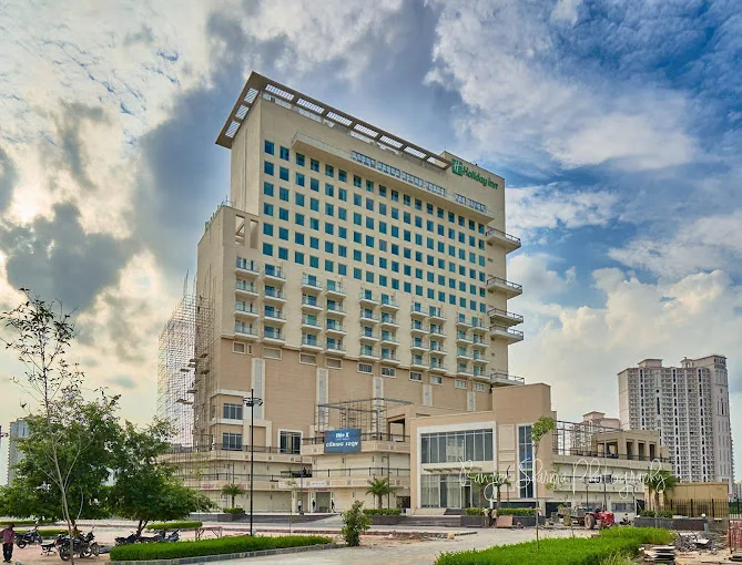 Holiday Inn Gurugram Sector 90, an IHG Hotel — property photograph 1