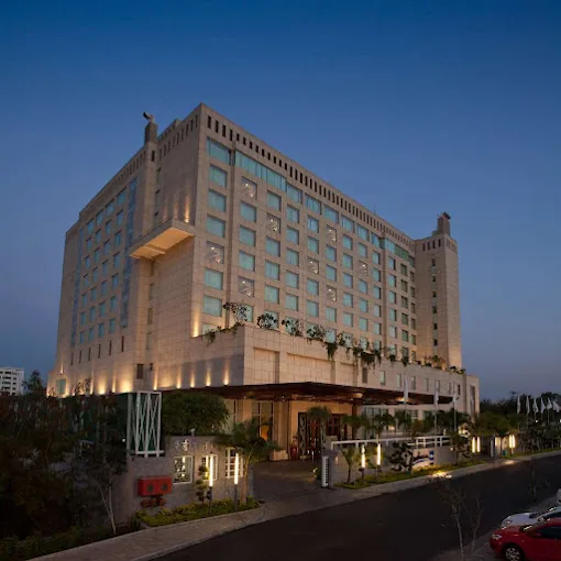 Radisson Blu Hotel, Nagpur — property photograph 1
