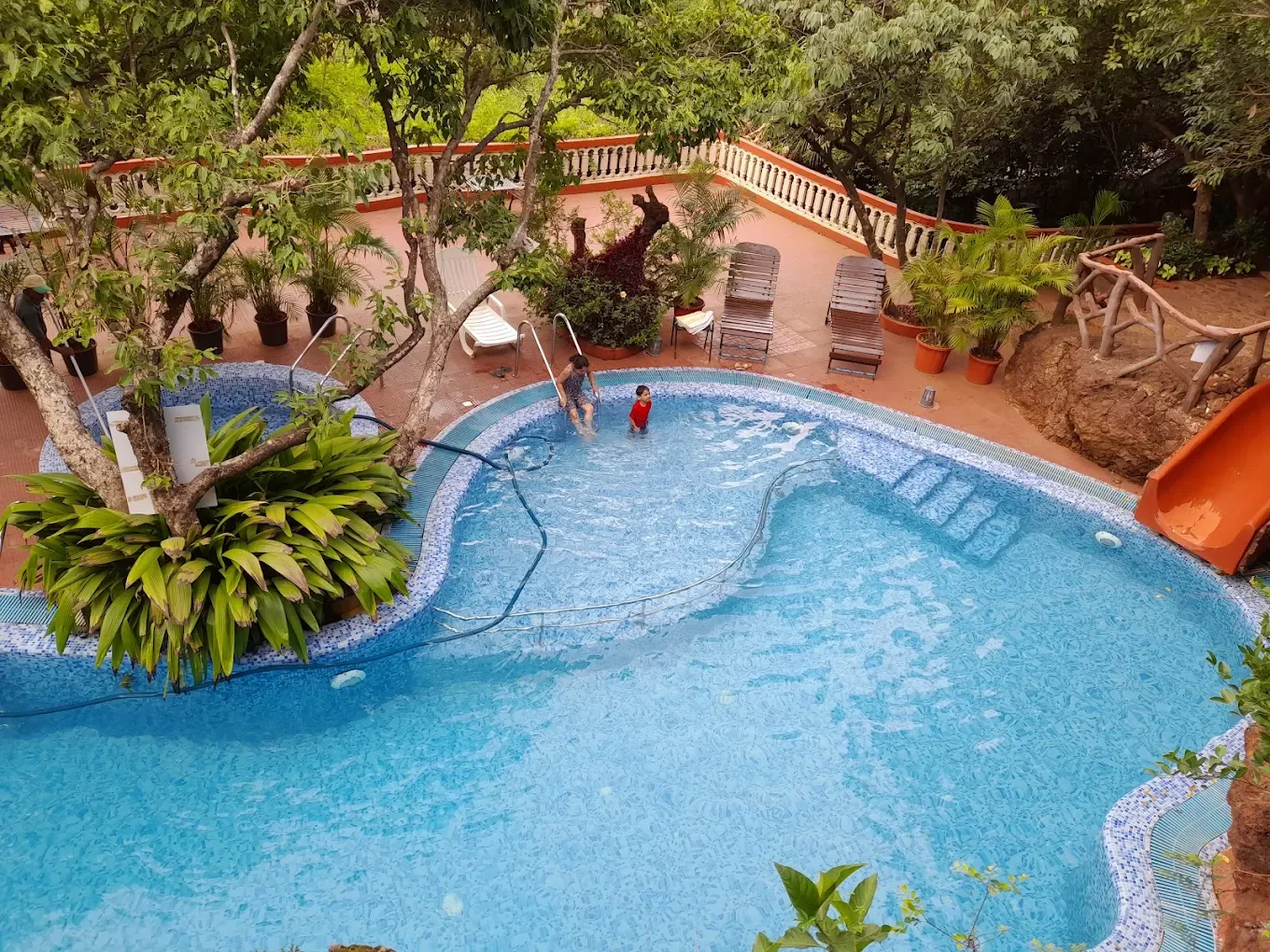 Bella Vista Resort Mahabaleshwar — property photograph 1