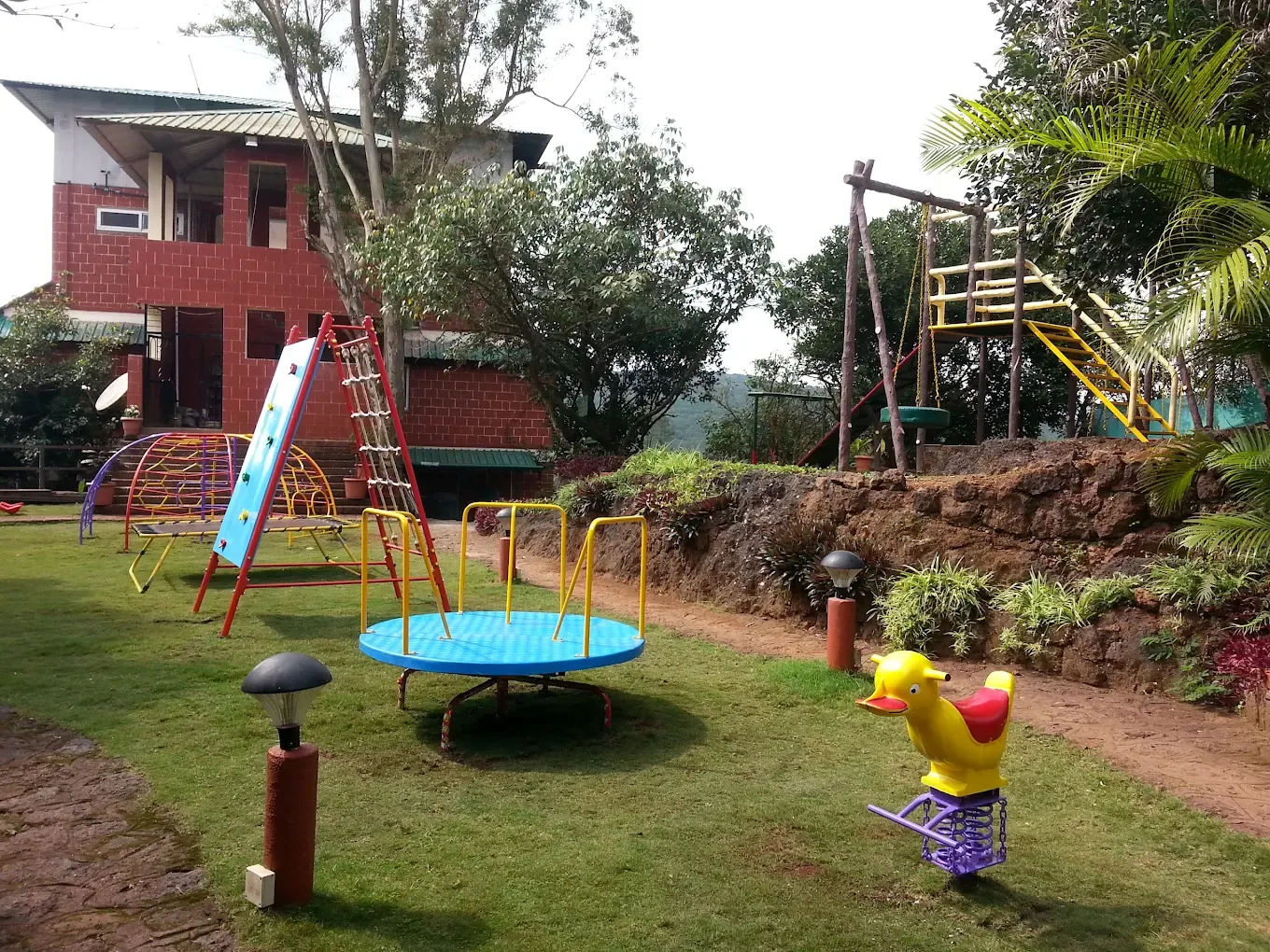 Bella Vista Resort Mahabaleshwar — property photograph 5
