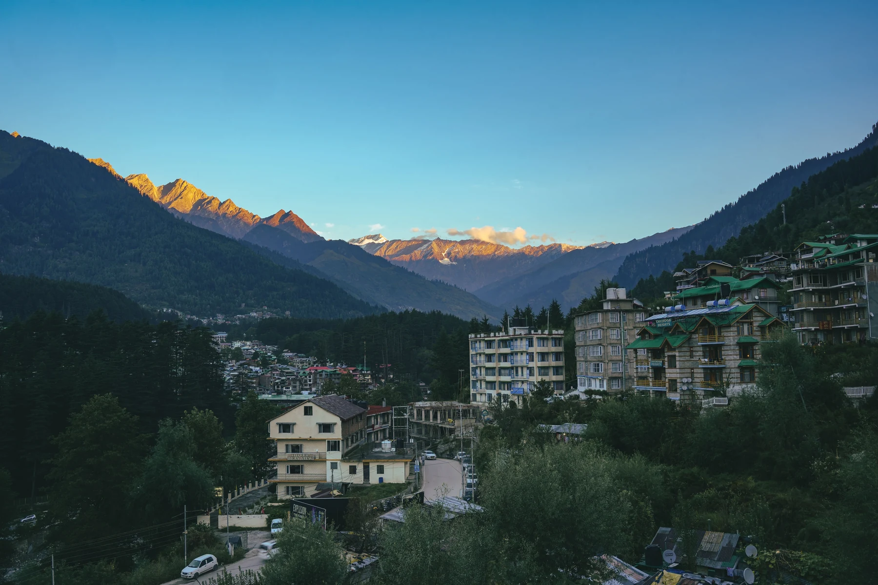 Himalayan peaks above Manali at sunset